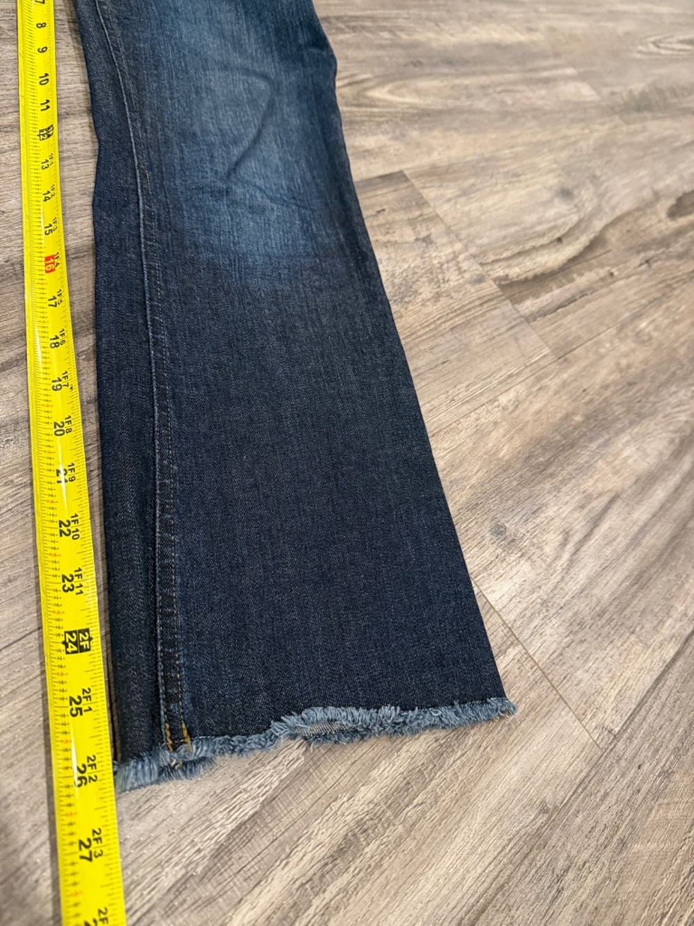 J. Crew 9โ Billie Demi Boot Crop Raw Hem Button Fly Jeans Size 25 - Picture 8 of 13